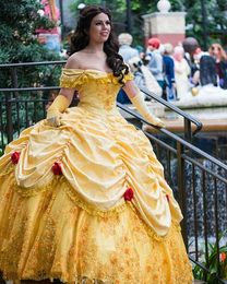 Vintage princesse quinceanera robes 3d appliques florales en dentelle Longueur de sol robe de bal douce 16 robe à l'épaule