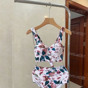 Traje de baño estampado vintage Bikini con correa sexy Mujer Sujetador push up Conjunto de calzoncillos estampados Traje de bikini elegante para verano Playa Surf Vacaciones Traje de baño Bikini