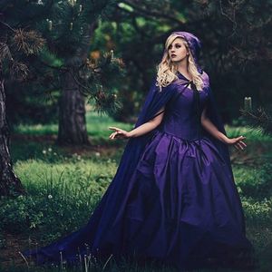 Vintage Purple Trouwjurken met Cloak Verwijderbare 2022 Sweetheart Lace-up Corset Gothic Plus Size Lange Mouwen Bruidsjurken