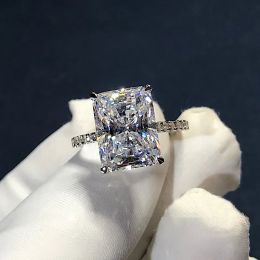 Vintage Radiant Cut 3ct Lab Diamond Ring Sterling Sier Bijou Compromiso Anillos de boda de boda para mujeres Joyas de fiesta de novia Reuniones sociales