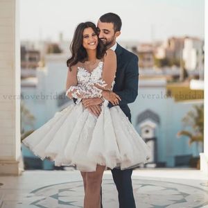 Vintage robe de mariage dentelle blanche robe de mariée courte 2021 pure manches longues scoop boho beach robe de mariée