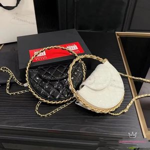 Handtas met ketting Vintage ronde taarttas Dames schoudertas 20CM Metalen ring Lakleer Diamant Luxe handtas Avondkoppeling Heuptasje Koffer Kaarthouder