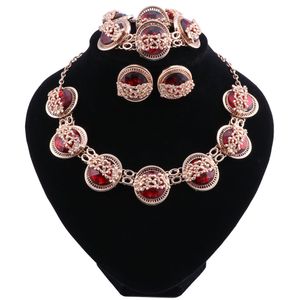 Vintage ronde rode kristallen goud kleur sieraden sets oorbellen armbanden set ketting hanger ringen cadeau voor vrouwen