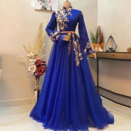 Vintage Royal Blue Moslim Arabische avondjurken Goud kralen Appliques Hoge nek Een lijn lange mouwen Ruches formele feestjurken Dubai Speciale afslagfeest draagt draagt