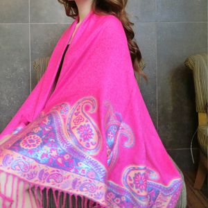 Foulards Vintage pour femmes coton cachemire laine Super grand châle coloré gland foulards vente en gros accessoires de mode