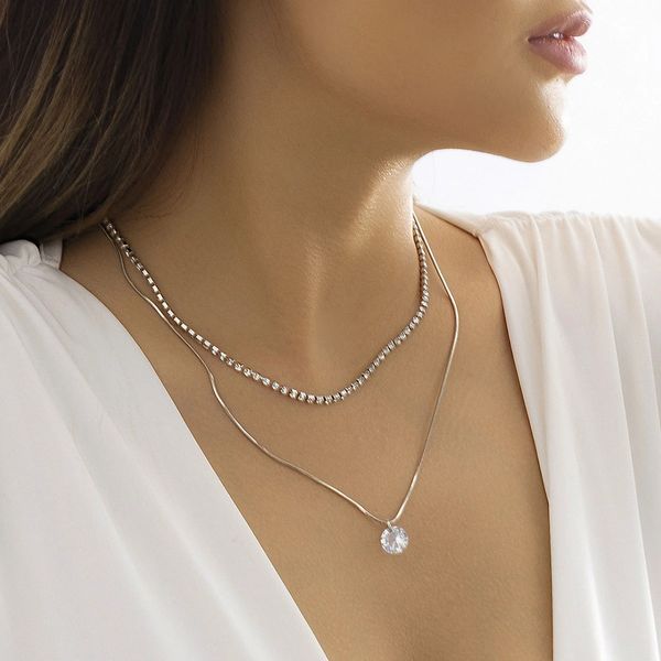 Vintage brillant Imitation cristal pendentif collier collier femmes 2023 Multi couches Simple rond serpent fille mode bijoux