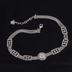 Collier de créateur en argent vintage, texture imbriquée de luxe classique avec collier de portrait sculpté, double chaîne de mode, bijoux pour Noël, cadeau