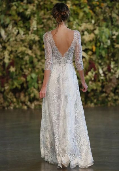 Vestidos de novia de encaje plateado vintage Una línea Escote en V abierto Espalda baja Cinturón con cuentas Mangas largas transparentes Hasta el suelo Novia barata 291k