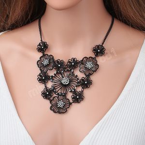 Gargantilla de flores negras de declaración Vintage para mujer, collar de diamantes de imitación huecos geométricos, joyería étnica