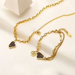 Ensemble de bijoux en forme de fleur de style vintage, bracelet plaqué or 18 carats, ensemble de colliers pour femmes, nouveau collier à breloques, bracelet en acier inoxydable de haute qualité