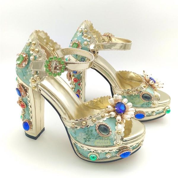 Style Vintage haute plate-forme strass mariage chaussures de mariée de haute qualité sandales d'été plate-forme diamant gladiateurs grande taille 35-42