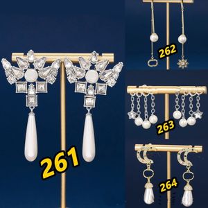 Vintage kwastje parel hanger oorbellen volledige diamanten modeshow overdreven barok retro paleis oorringen sieraden accessoires met originele stofzak doos levering