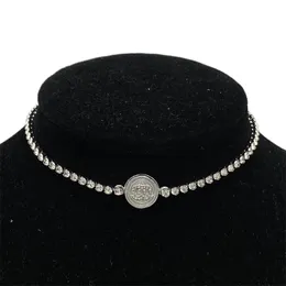 Collar de diseñador retorcido vintage para mujeres Men plateado collar de gargantilla de oro plateado Cabila negra brillante Collar de lujo Bijoux Collier Big Gemstone Zh175 E4