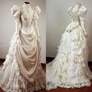 Robes de mariée vintage victoriennes a-ligne avec manches courtes bouffantes col haut élégantes robes de mariée médiévales historiques à plusieurs niveaux en dentelle froncée robe de mascarade pour femmes