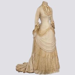 Vintage Victoriaanse prom -jurken Kahki Champagne Bustle Lace Ploes lange mouwen formele avondjurken voor vrouwen Medieval Cosplay Outfit 2023