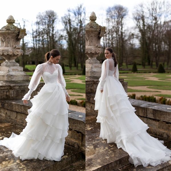 Robes De Mariée Vintage Col Haut Sheer Manches Longues Appliqued Robe De Mariée Balayage Train À Volants En Mousseline De Soie Sur Mesure Robes De Mari￩e Pas Cher