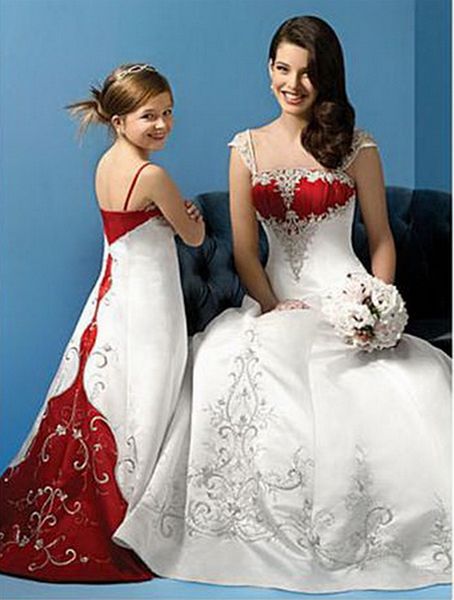 Vintage blanco y rojo una línea vestido de novia correas bordado vestidos de novia 2022 espalda abierta gótico vestidos de novia tren largo más tamaño Robe De Mariee