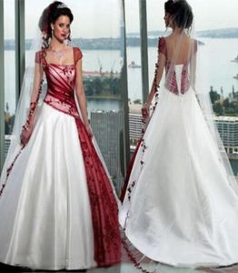 Vintage blanc et vin rouge robe de mariée avec long voile carré mancherons, plus la taille à lacets corset pays jardin robes de mariée Got5834833