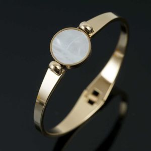 Vintage witte shell banglesbracelets gouden kleur rvs armband voor vrouwen mannen paar luxe merk sieraden cadeau q0717