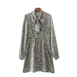 Vintage vrouwen boog kraag bloemen print jurk mode dames elastische taille vestidos streetwear vrouwelijke chic groene mini jurken 210427