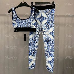 Trajes de yoga para mujer vintage Impreso Mujeres Deportes Tanques acolchados Leggings Conjunto Moda Verano Correr Correr GYM Ejercicio Fitness Ropa deportiva