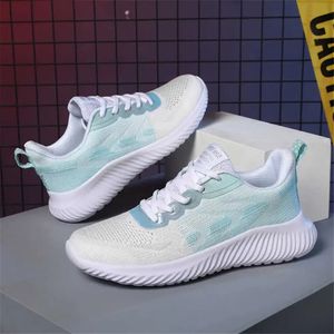 Violet Sky Blue Ladies Shoes Sale Vulcanisatie retro sneakers vrouw teniden sport scarp sabot modellen oefener kit Trnis 240415