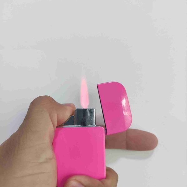 Vip Link creativo superventas encendedor rosa a prueba de viento llama roja portátil Mini cigarrillo ultrafino lindo regalo de niña SDK1
