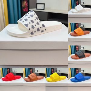Visetas Designer Sandals Slippers for Mens Flats Slides de goma Sliders Black White Letters Marcas impresas Sandale McIvi Summer Beach Zapatos