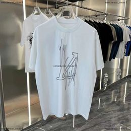 Viutonity T-shirts pour hommes Summer Paris Designer Tee Lettre Louiseity 2024 Hommes Luxe Tshirt Classique Mode Vert Femmes Manches courtes Casual Coton T-shirts Tops 624 925