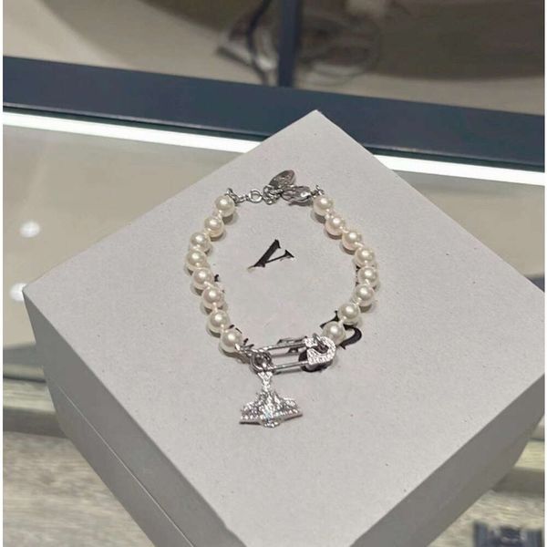 Vivi West Charm Bracelets Designer Saturn évidé plein diamant Pin Pearl bracelet pour hommes femmes bijoux de luxe orecchini bijoux cjewelers85