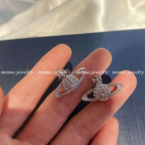 viviennes westwoods zilveren naald Saturnus volledige diamanten set met diamanten oorbellen NetEase eenvoudig ontwerp oorbellen