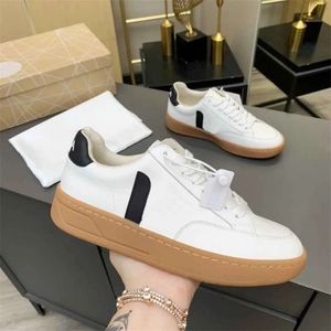 VJA 2024 Franse Brazilië Groene koolstofarme levensduur V Organische katoenen flats platform sneakers Vejaon dames casual klassieke witte ontwerper heren Loafers Vejaon sneakers 88 479