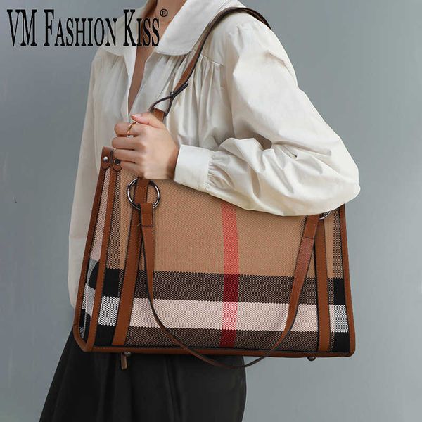 Sac de designer VM FASHION KISS Sacs en toile Cowhide 2022 Tendance de la mode européenne et américaine Femmes Sac à bandoulière rayé décontracté de grande capacité