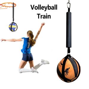 Formation des compétences de formateur de saut de volleyball