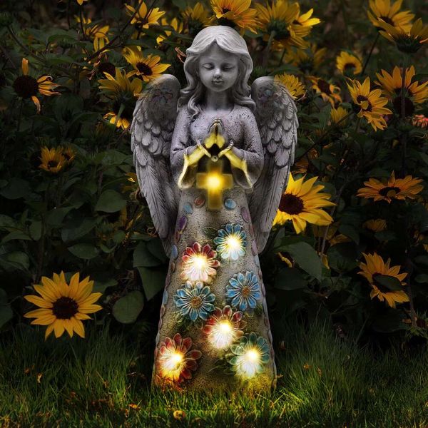 VoveExy Figurine State Outdoor, sculpture de jardin solaire avec 7 LEDS Welcome Sign Resin Praying Angel Art Decor for Patio Lawn Yard Porch Decoration,