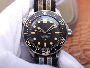 VS montre de luxe hommes montres 42mm 8806 mouvement mécanique automatique boîtier en acier fin bracelet en tissu montres étanches