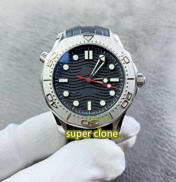 VSF Diving Watch Model 8806 Mouvement mécanique automatique 42 mm Céramique noire bande de montre en caoutchouc titane cadre saphir en verre cristal super lumineux