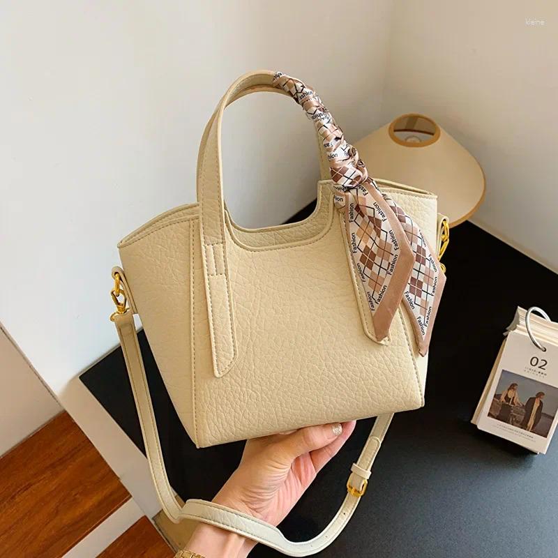 Waist Bags 2024 European And American Fashion Lychee Pattern Wings Style Bag Western Silk Scarf Handbag All-Match Solid