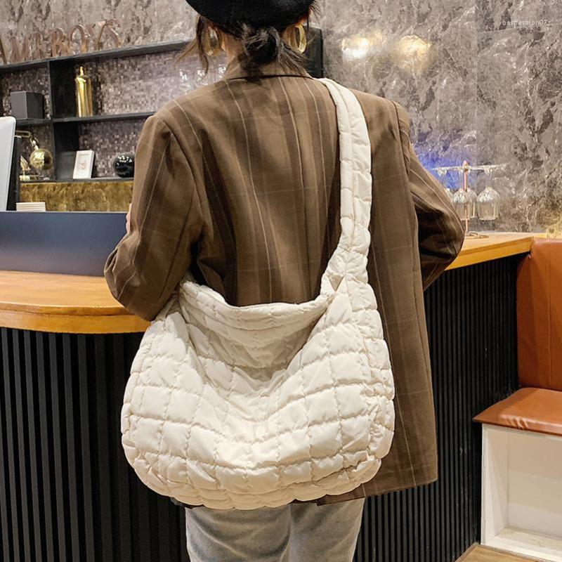 Waist Bags Casual Large Capacity Tote Shoulder Designer Ruched Handbag Luxury Nylon Quilted Padded Crossbody Bag Female Big Purse