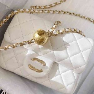 Bolsas de cintura CC Cintura S Piel de oveja Cadena de bola pequeña Mujer 2022 Nuevo Lingge Golden Bead Square Fat One Hombro Messenger Bag Fashion307L