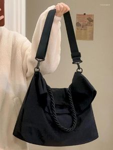 Sacs de taille Foufurieux pour femmes sac à main et sacs à main de créateur de luxe 2023 sac en tissu de Polyester de haute qualité bretelles tressées