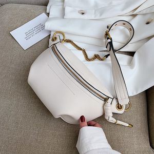 Heuptasjes Hifashion Chain Chest Sling Bags voor dames Trend Luxury Designer Waist Fanny Pack PU Leather Crossbody Ladies Handbag Beige 230728