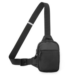 Bolsas de cintura Pecho para hombre Bolso de hombro cruzado Mochila con auriculares de carga USB Agujero de cable Mujeres Travel Messenger Pack 231013