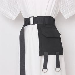 Bolsas de cintura Personalidad Mujeres Moda Cinturón Negro Punk Street Style Pack Pocket Hebilla de metal Split Joint Long Wide