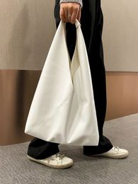 Sacs de taille Shangxin Big Bag Femme Automne Et Hiver Vague Style Coréen Épaule Sauvage À La Mode Grande capacité Messenger 230821