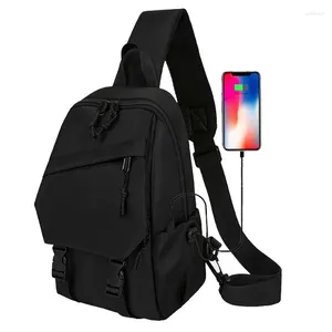 Sacs de taille Sac à bandoulière pour hommes imperméables USB Charge masculine Crossbody Travel Messenger Chest Sling Fashion Designer 2024