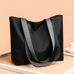 Bolsas de cintura Bolsa grande recta Versión para mujer Anti Splash Oxford Capacidad de tela Capacidad de un solo hombro Viaje Bolso de ocio Fashio286W