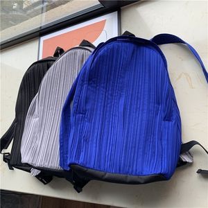 Sacs de taille YUDX Miyake série japonaise plissée sac à dos léger de couleur unie pour femmes poids léger capacité sac banane 230327