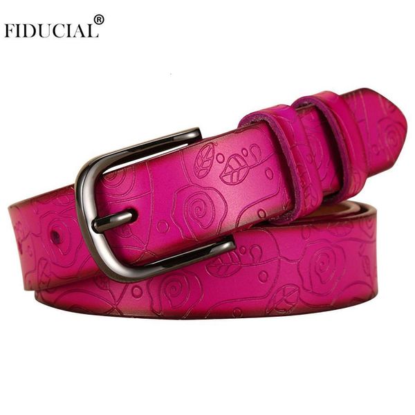 Ceintures de chaîne de taille Design de mode motif floral Rose rouge en cuir véritable ceinture femme boucle ardillon en métal 28mm de large 2023 FCO082 230825