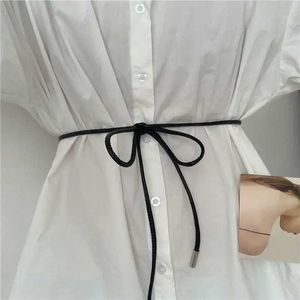 Ceintures de chaîne de taille Nouvelle ceinture de femmes minces limes décoratives simples avec robe longue nœud vintage corde Q240511